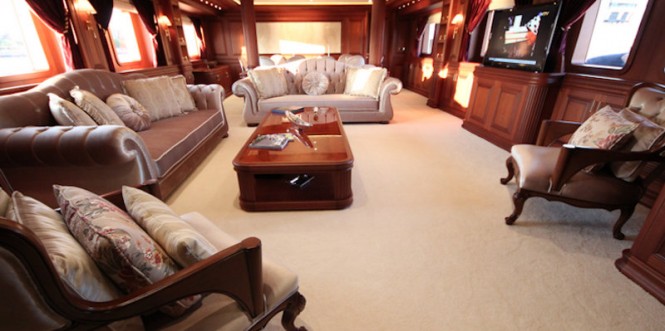 Bilgin luxury yacht M&M - Main Saloon