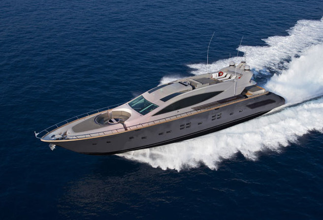 Cerri 102' superyacht running