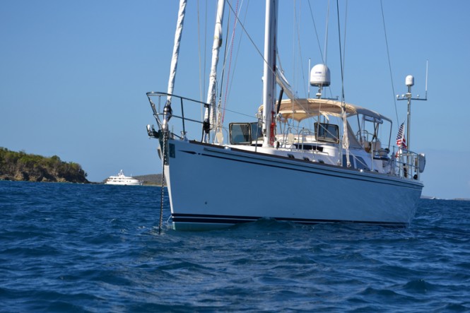 Hylas 70 charter yacht Archangel boasting carbon fiber mast by GMT Composite