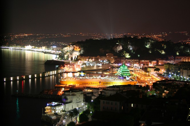 Lurssen mega yacht Topaz in Nice - Photo Ian Bugby Lurssen mega yacht Topaz in Nice - Photo Ian Bugby