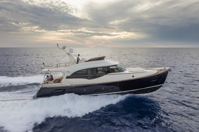 Luxury yacht Dolphin 64 Cruiser by Mochi Craft