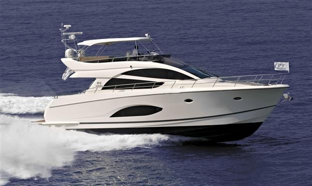 Horizon E56 yacht 
