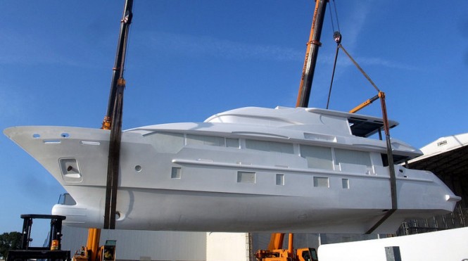 Hull BK001 superyacht - side view