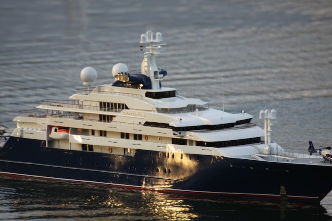 Model of the luxury yacht Octopus