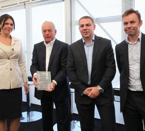 Oceanair awarded with the Sunseeker ‘Supplier of the Year Award 2012 for Outstanding Service’