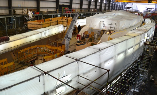 Pendennis working on sailing yacht M5