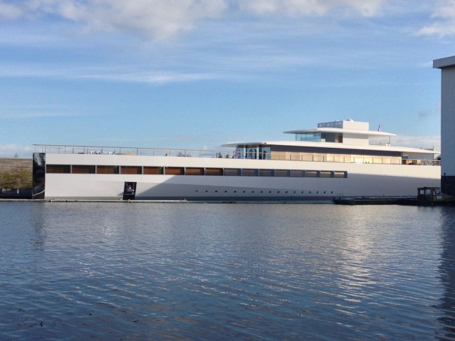 VENUS Yacht designed by Philippe Starck and Steve Jobs, built at Feadship - Photo courtesy of OneMoreThing.nl
