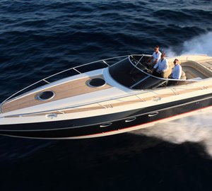 US debut for Hunton Powerboats at the 2013 Miami Boat Show