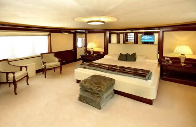 Charter yacht Lady K II - Cabin