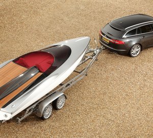 Jaguar Cars unveils the newest 'Concept Speedboat' yacht tender