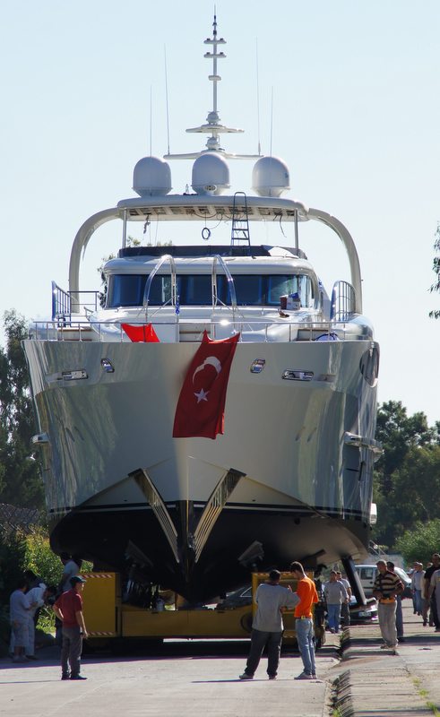 Launch of the newest Bronko I yacht - front view