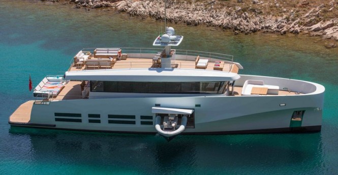Luxury yacht Kanga - tender garage