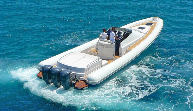 MX-13 Coupe yacht tender - view from above