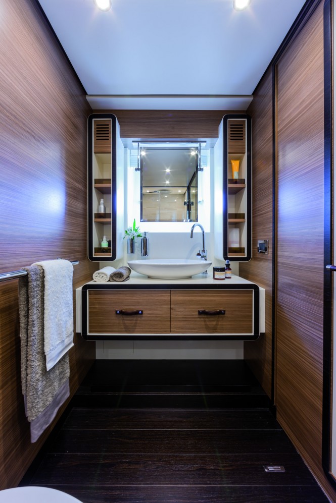 Magellano 76  yacht Master Head