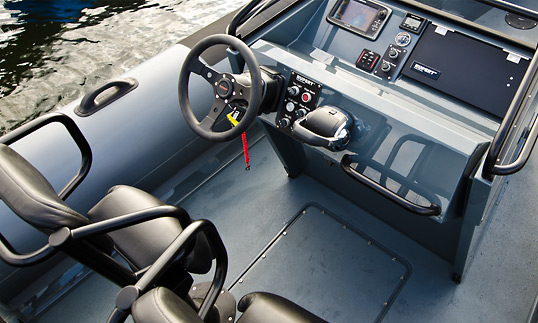 19ft Rupert custom yacht tender - Dashboard
