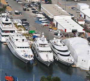 Informal collaboration of Derecktor - Florida and Dania Cut Super Yacht Repair
