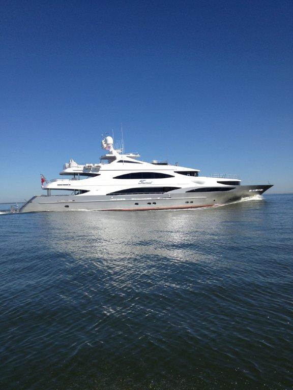 Luxury motor yacht Tsumat
