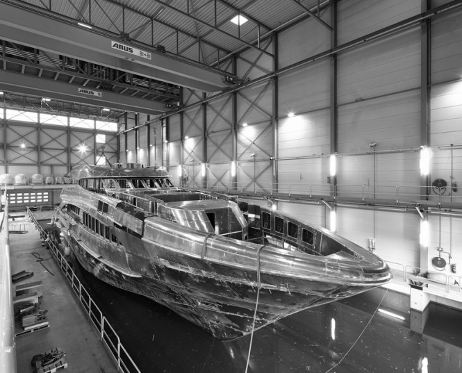 Motor yacht Project Azuro - front view