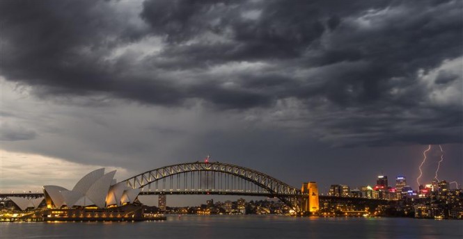 Sydney landmarks at night ahead of start of 68th Rolex Sydney Hobart Yacht Race - Photo credit Rolex Carlo Borlenghi