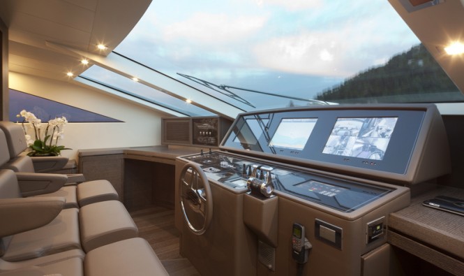 Cerri 102 Hull 2 Yacht - Wheelhouse