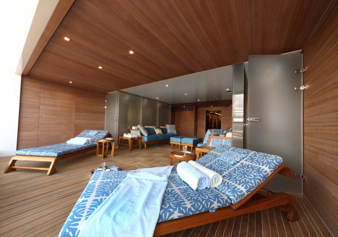 ICON luxury yacht MAIDELLE