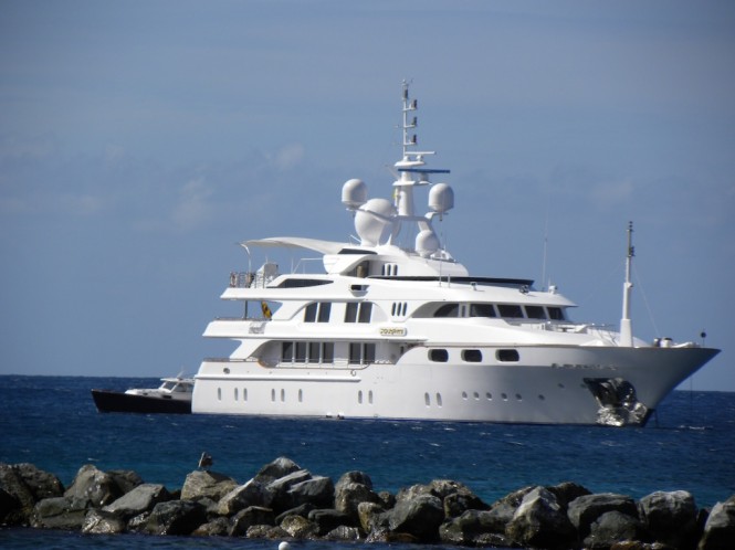 Luxury charter yacht Starfire near Nevis - Photo by Scott Henderson