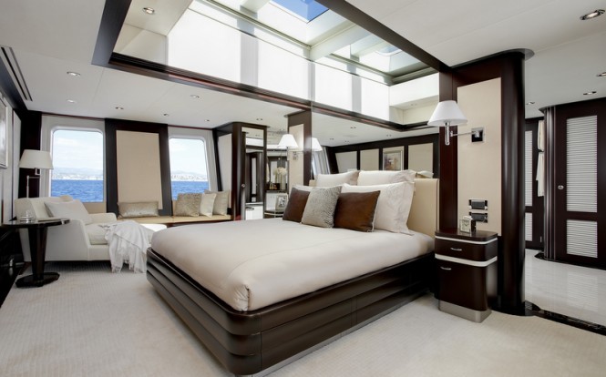 Luxury yacht Helix - Owners Stateroom