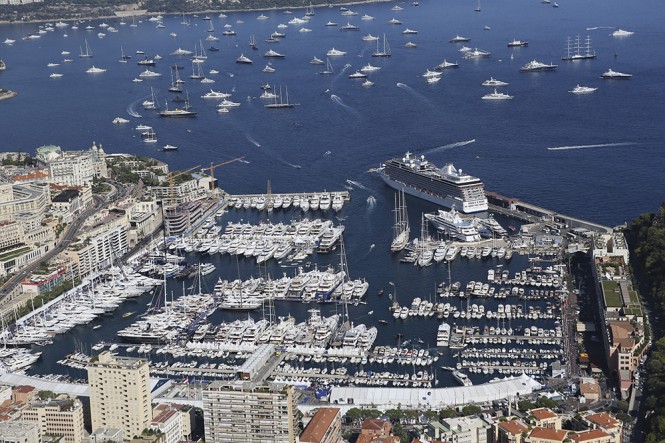 Monaco hosting the prestigious Monaco Yacht Show 2012 - Photo by Guillaume Plisson