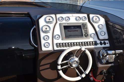 Prince 35 Sport Cabin yacht tender - Dashboard