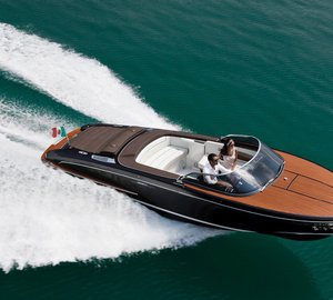 Ferretti Group and Riva attending London Boat Show 2013