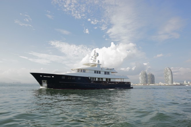 42m Kingship motor yacht Star