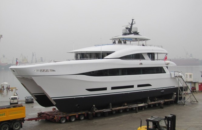 Launch of 110ft Quaranta superyacht for Curvelle at Logos Marine
