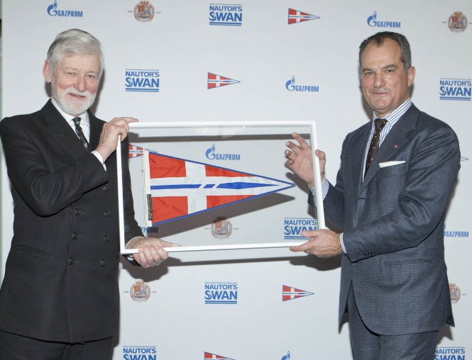 Leonardo Ferragamo, Chairman of Nautor’s Swan (right) and Captain Richard Woodman, Elder Brother of Trinity House (left) at ClubSwan Reception© onEdition/Nautor’s Swan 2013