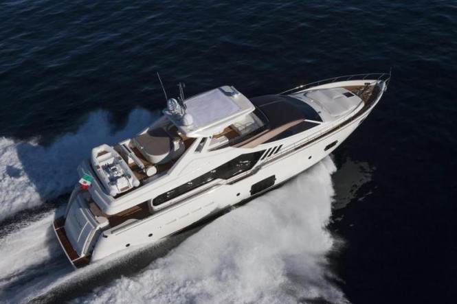 Luxury motor yacht Ferretti 870