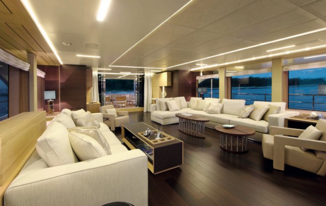 Luxury yacht Petrus II - Salon Photo by Thierry Ameller