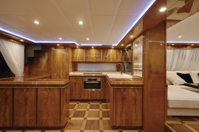 Superyacht 80 GLX - Galley