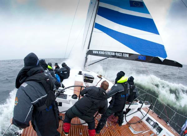 Team Europe in action © onEdition/Nautor's Swan 