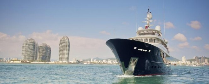 42m luxury motor yacht STAR by Kingship