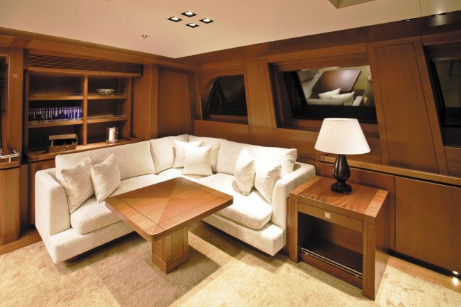 ETHEREAL Yacht - Saloon Seating ETHEREAL Yacht - Saloon Seating