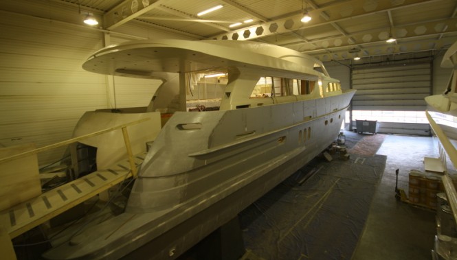 26m motor yacht Continental III in build - aft view