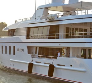 Hainan Rendez-Vous 2013 Hosted Leading Brands of Yachts, Jets and Supercars