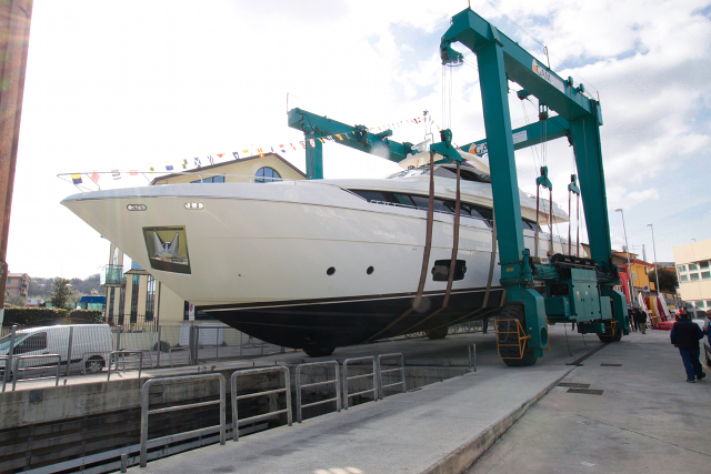 Launch of luxury motor yacht Ferretti 960