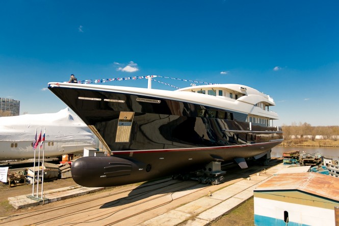 Luxury superyacht TM47-2
