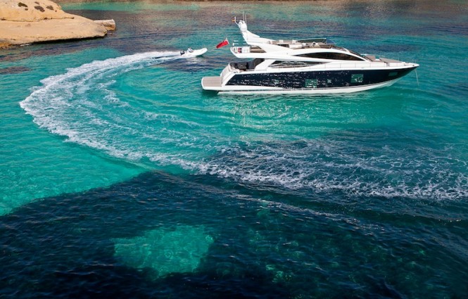 Luxury yacht Pearl 75