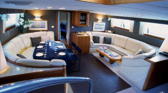 Pacific Eagle yacht salon and dining