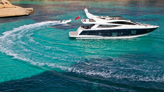 Pearl 75 Yacht - view from above