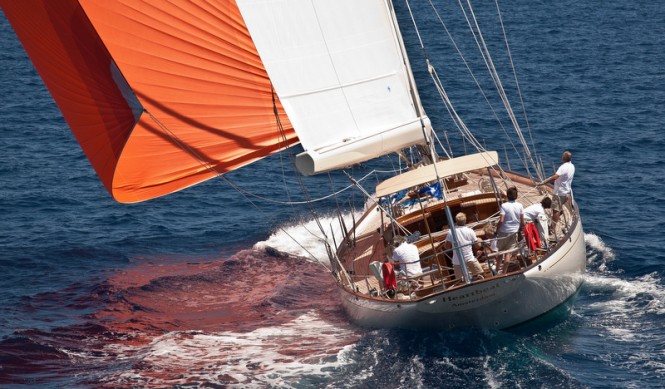 Sailing yacht Heartbeat