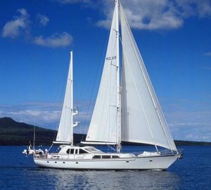 Alloy Yachts' 32m superyacht PACIFIC EAGLE available for charter in Fiji 