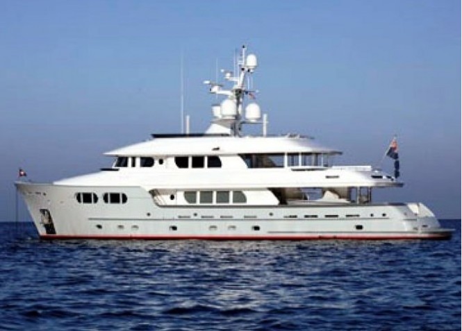 38m expedition yacht MARAMA