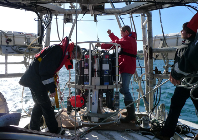Expedition yacht Tara is back at sea, the scientists are testing the CTD device - Photo credit to J. Collet TaraExpeditions
